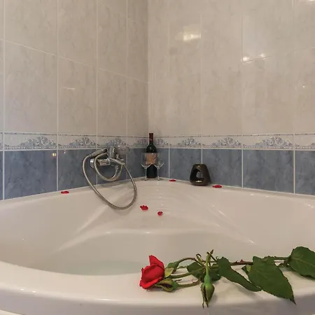 Holiday home 3 Bedroom Awesome Home In Orbanici